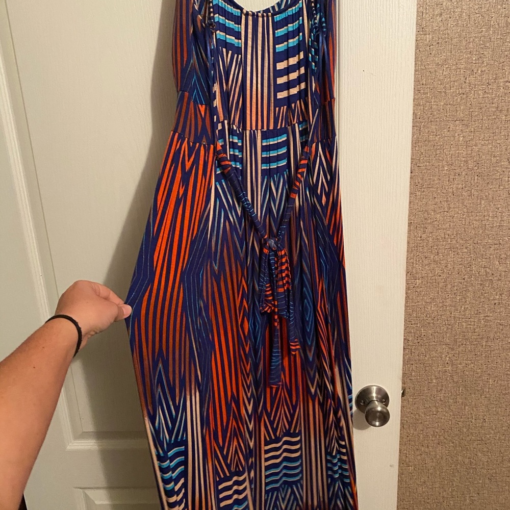 Dress - Picture 3 of 5